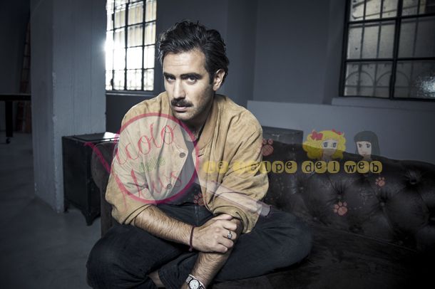 Tommaso-Paradiso_foto-di-Riccardo-Ambrosio-7_b